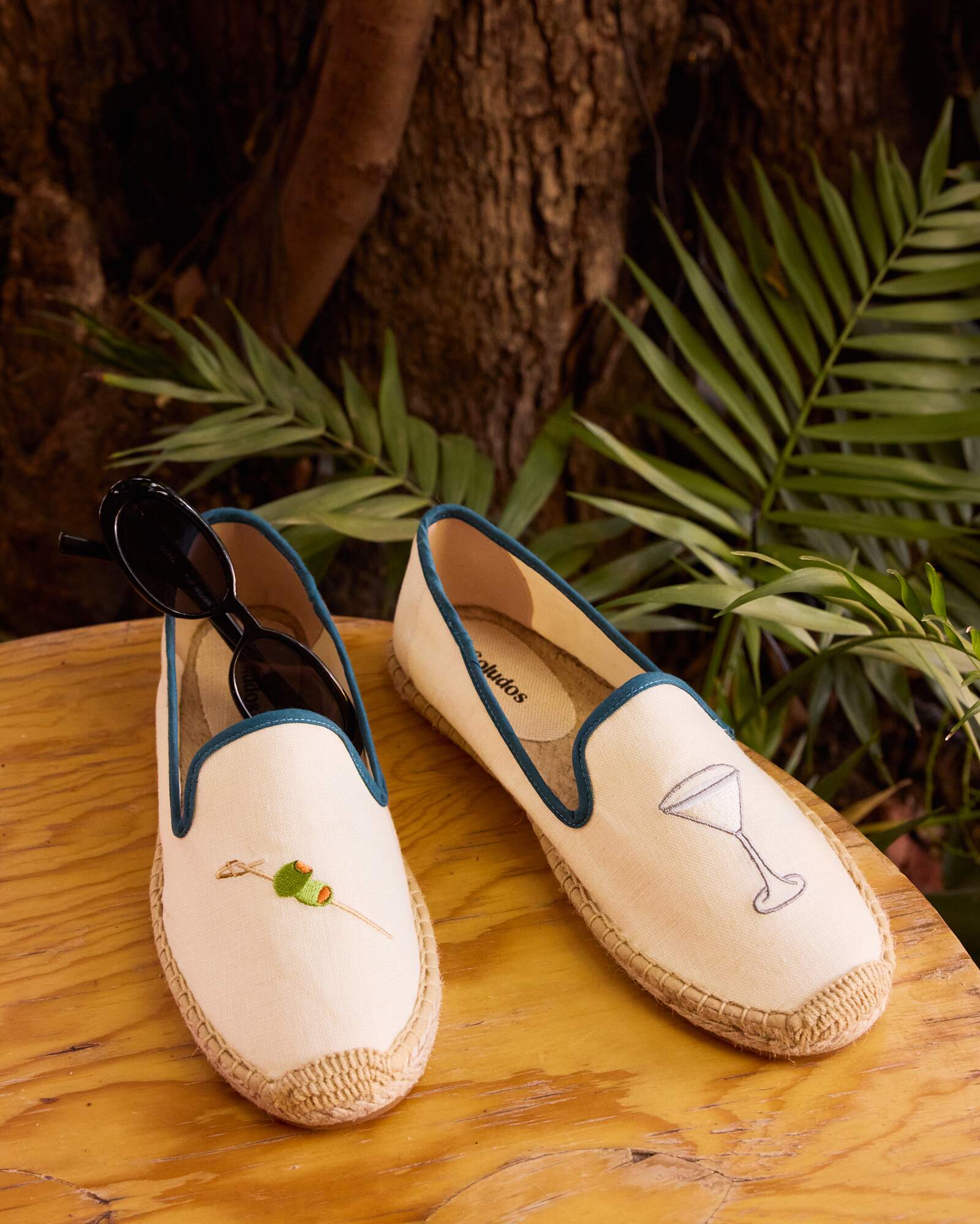 Paire d'espadrilles